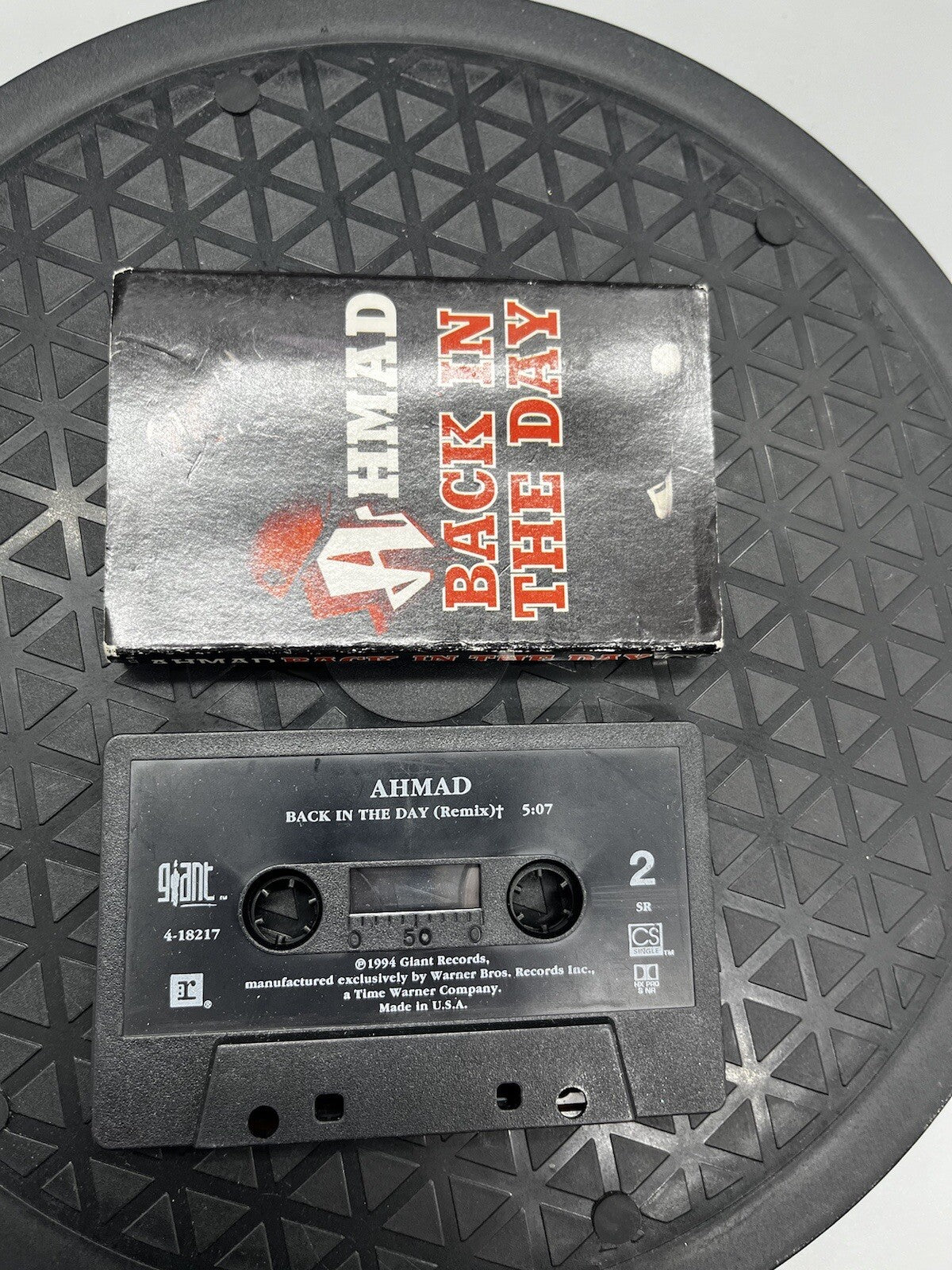 41484118