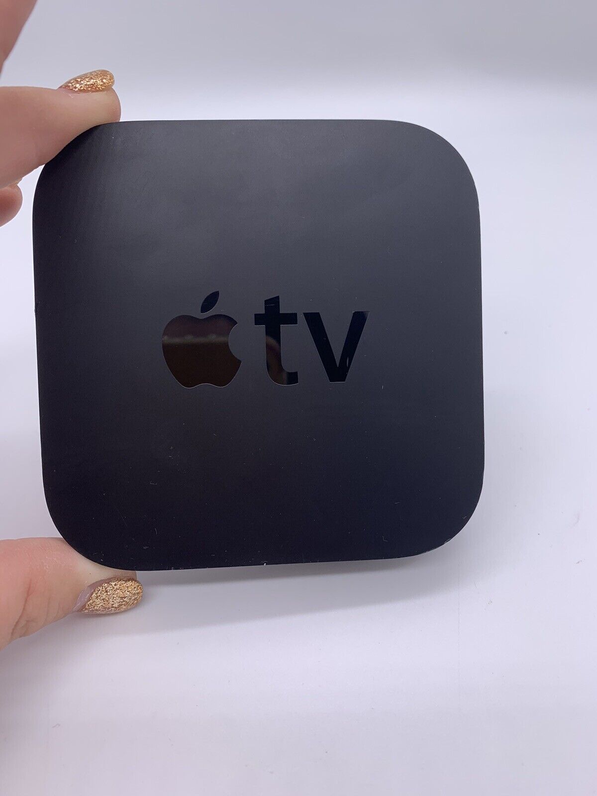 Apple TV 3rd Generation 8GB Digital HD Media Streamer - Black No Remote A1427