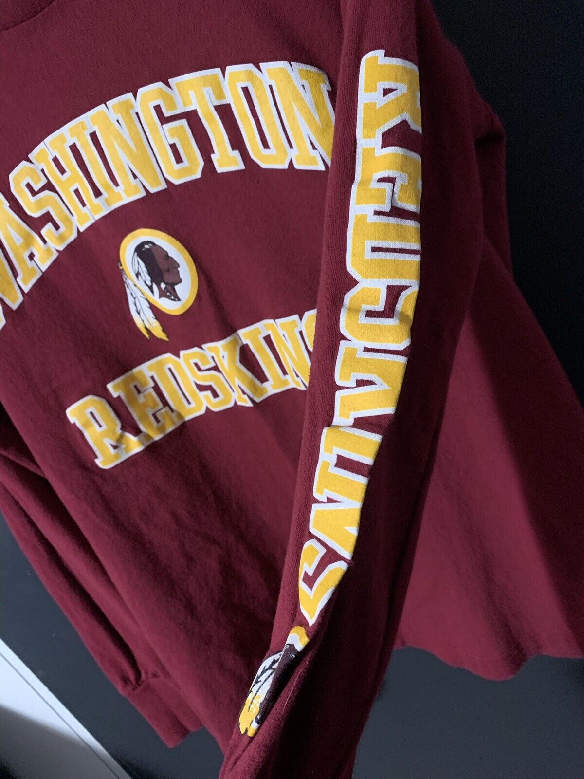 NFL Team Apparel Washington Redskins Lightweight Long Sleeve Men Fashion Shirt