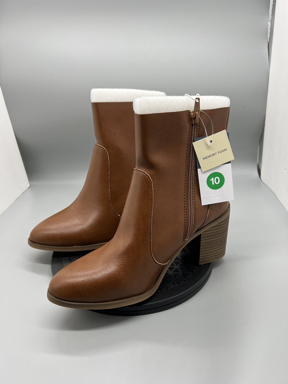 Universal Thread Women's Cleo Heeled Ankle Bootie Activewear Ankle Boot Size-10