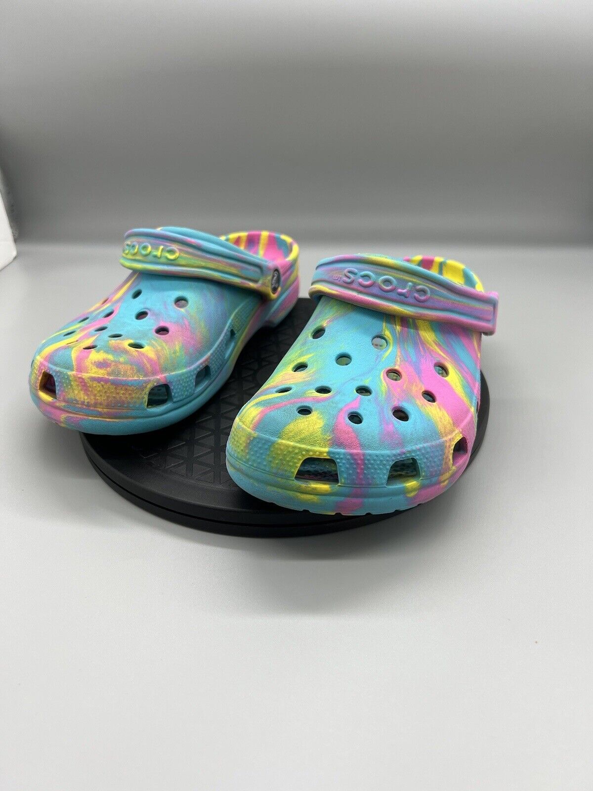 CROCS Classic Platform J 6 Marbled Tie Dye Clog And charm