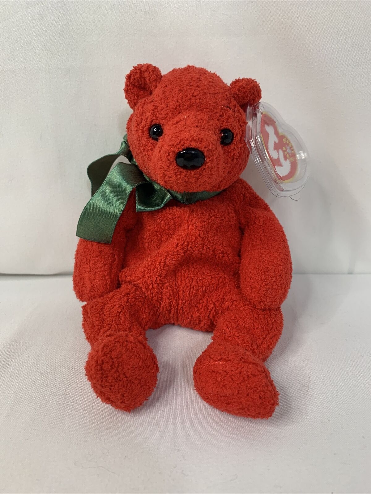 2000 TY Beanie Baby:MISTLETOE Christmas Bear. Limited Production US/Canada Only