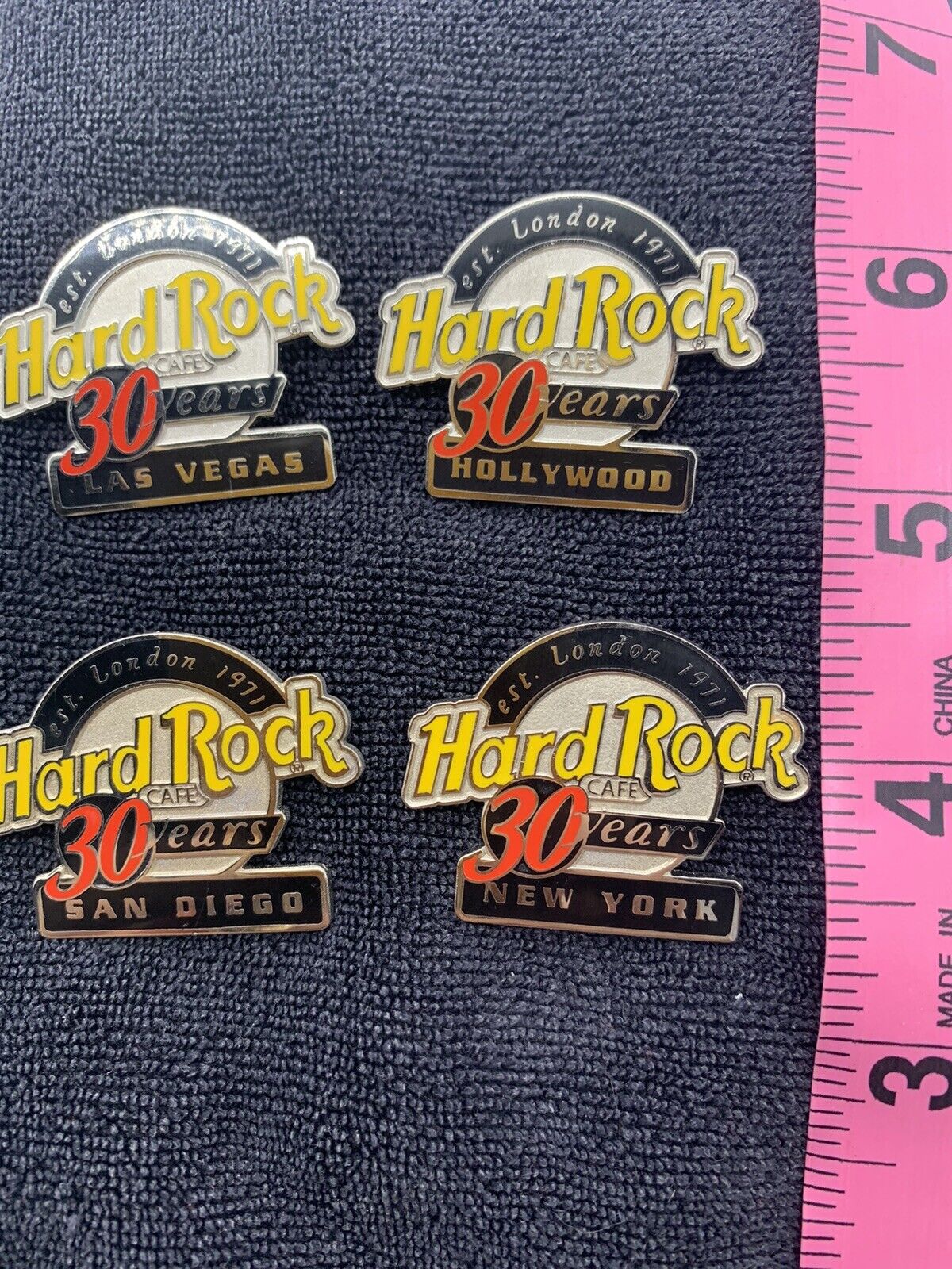 Hard Rock Cafe Pins 30 Years Anniver-New York Las Vegas San Diego Hollywood