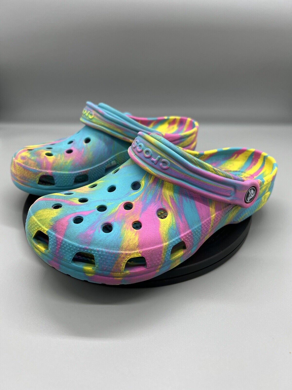 CROCS Classic Platform J 6 Marbled Tie Dye Clog And charm