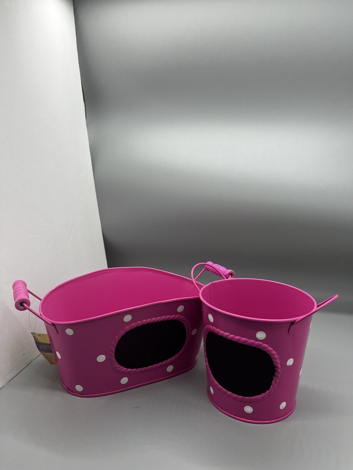 Set of two the Spring shop pink and white metal pots polkadot chalkboard