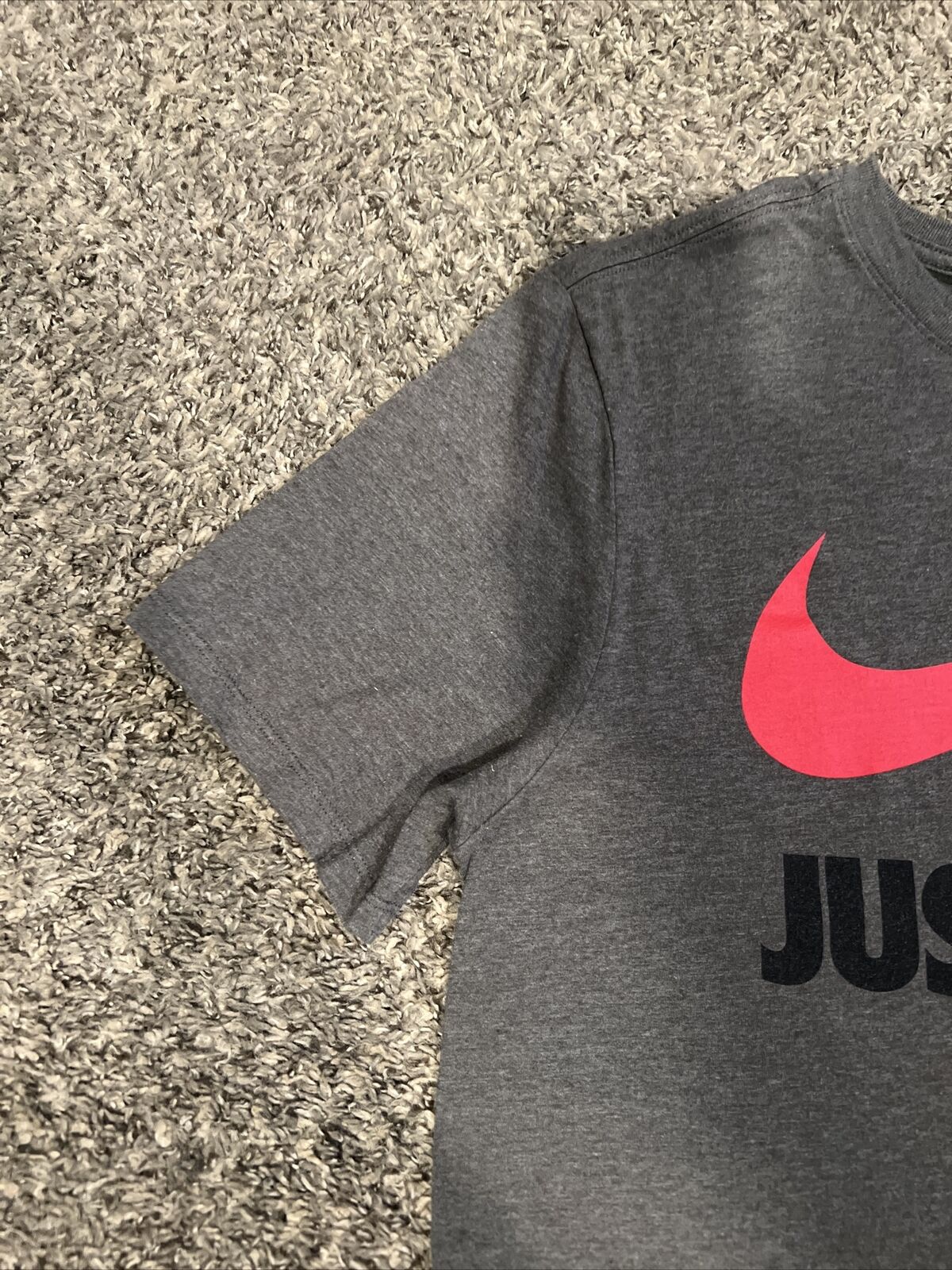 Nike "Just Do It" Men's Gray Swoosh Short Sleeve T-Shirt  Athletic Tee