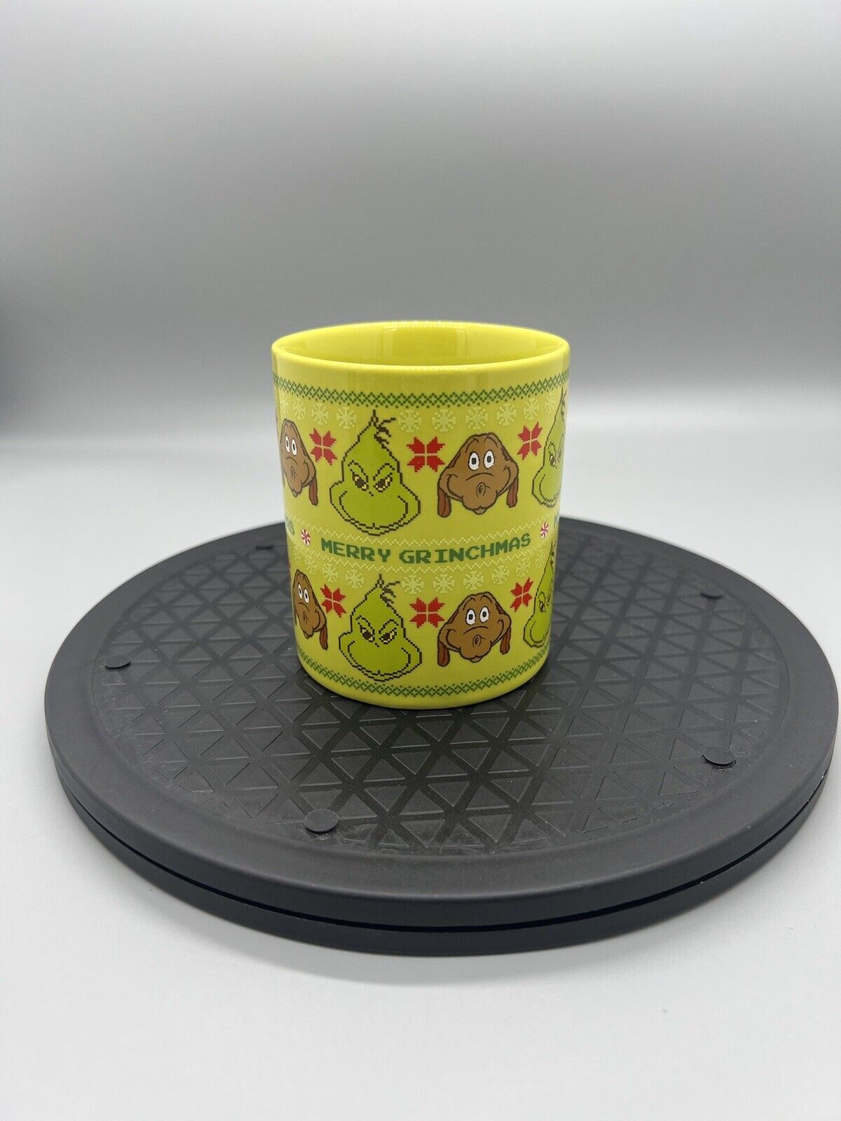 Dr. Seuss 2015 Merry Grinchmas ~ The Grinch/Max Christmas Holiday Coffee Mug Cup