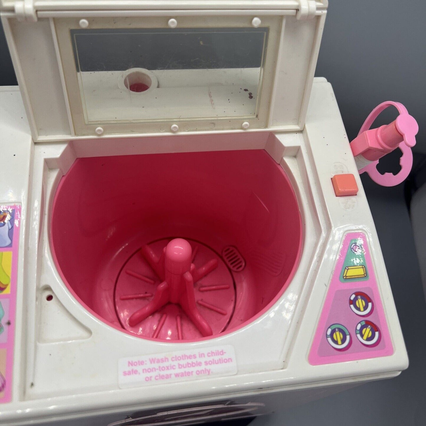 RARE Barbie Vintage 1992 Washer/Washing Machine. nostalgic