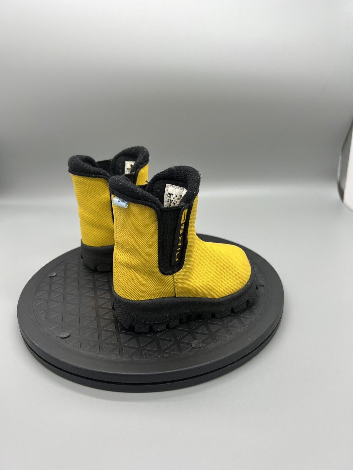 Nike Youth 3C Boots Rain Snow Black & Yellow