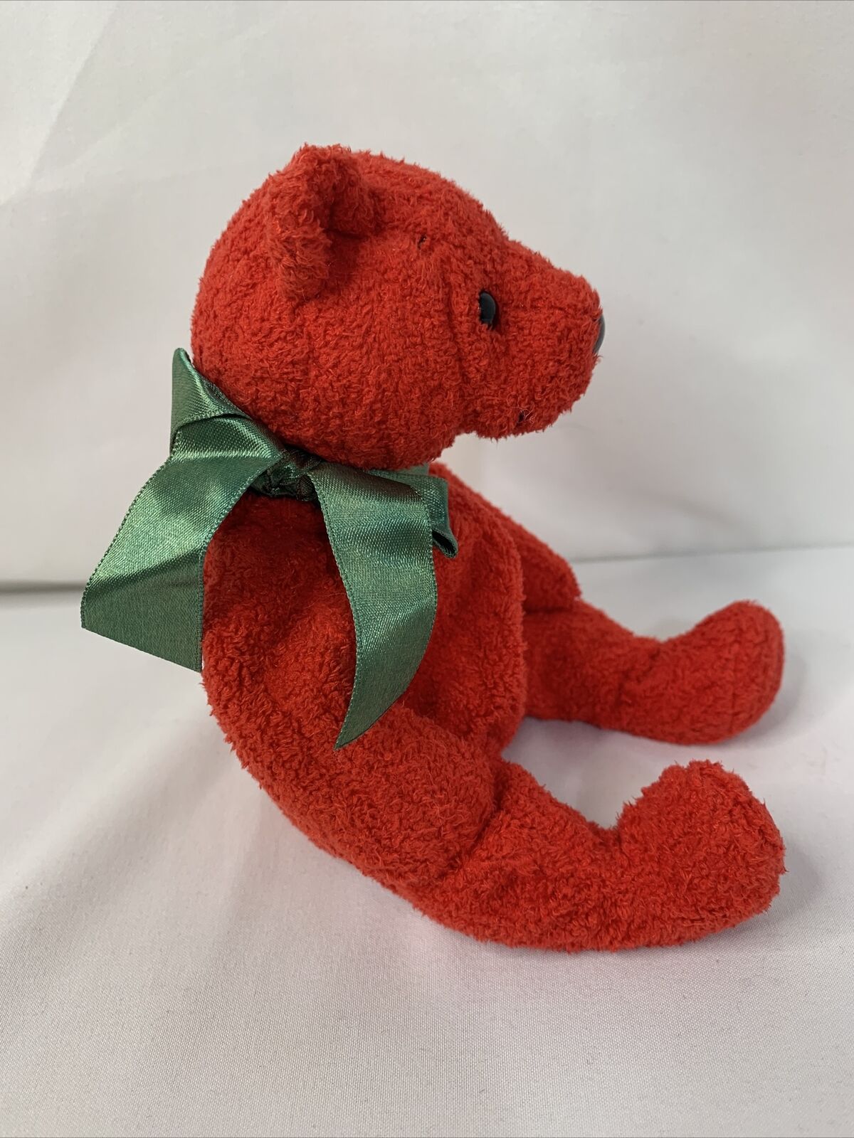 2000 TY Beanie Baby:MISTLETOE Christmas Bear. Limited Production US/Canada Only