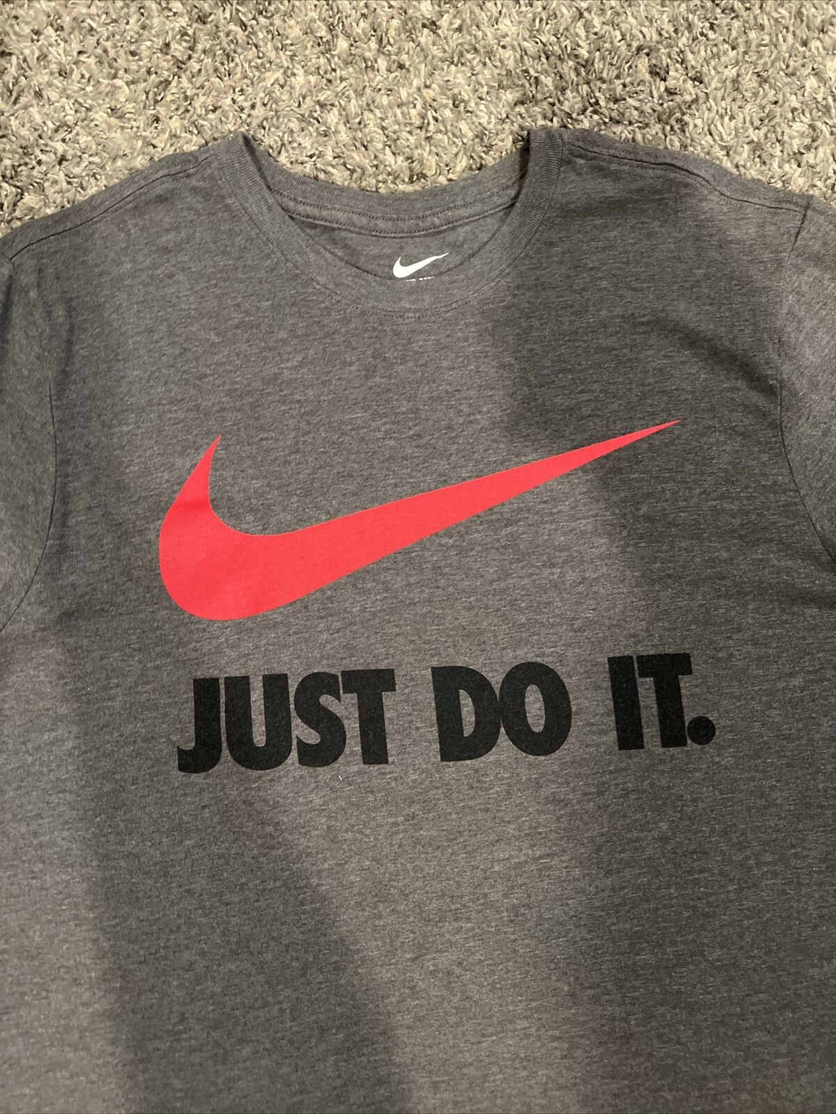 Nike "Just Do It" Men's Gray Swoosh Short Sleeve T-Shirt  Athletic Tee