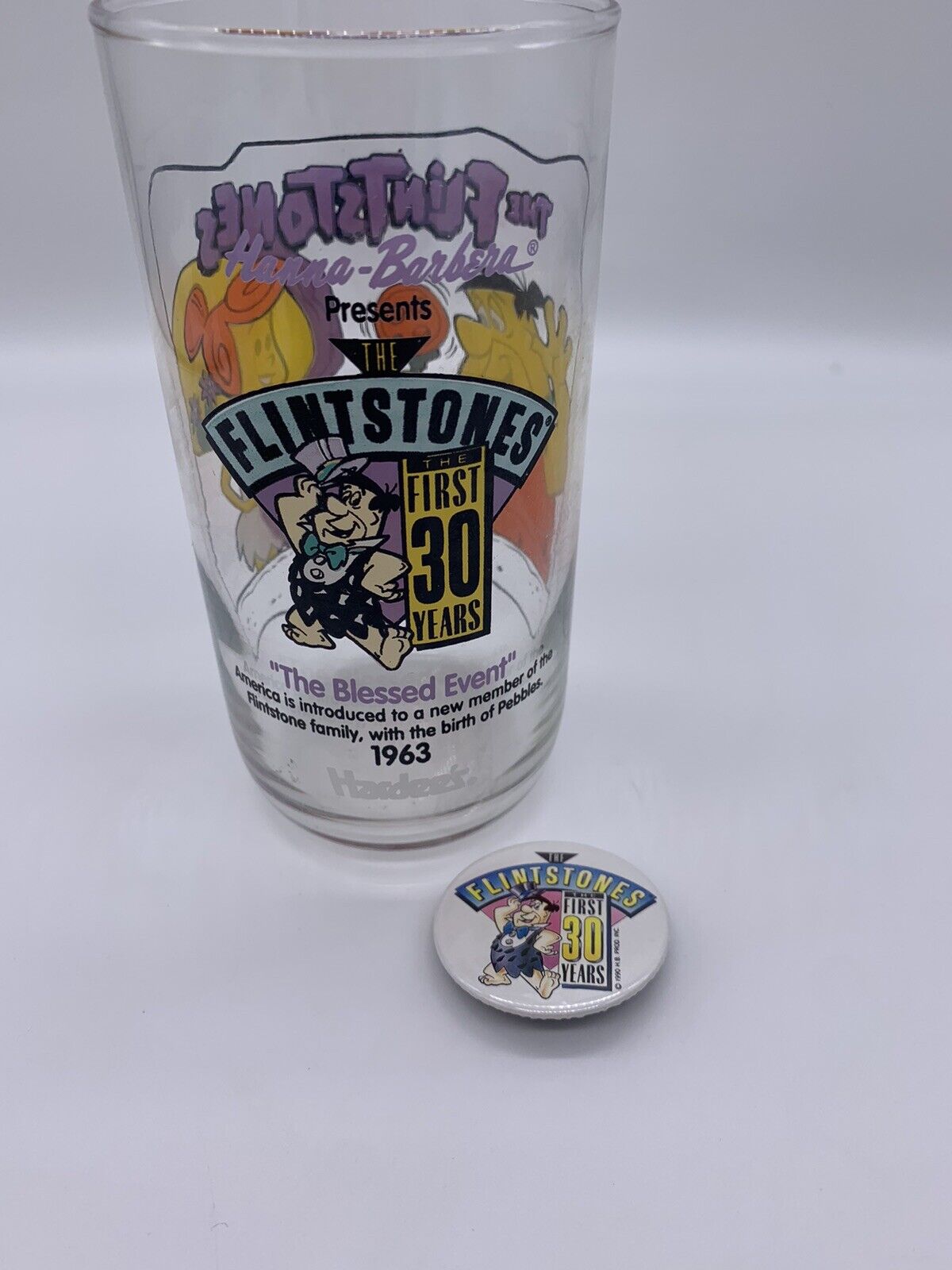 1963 Vintage Hardees 30th Anniversary Flintstones Glass & Pin Set Rare Collector