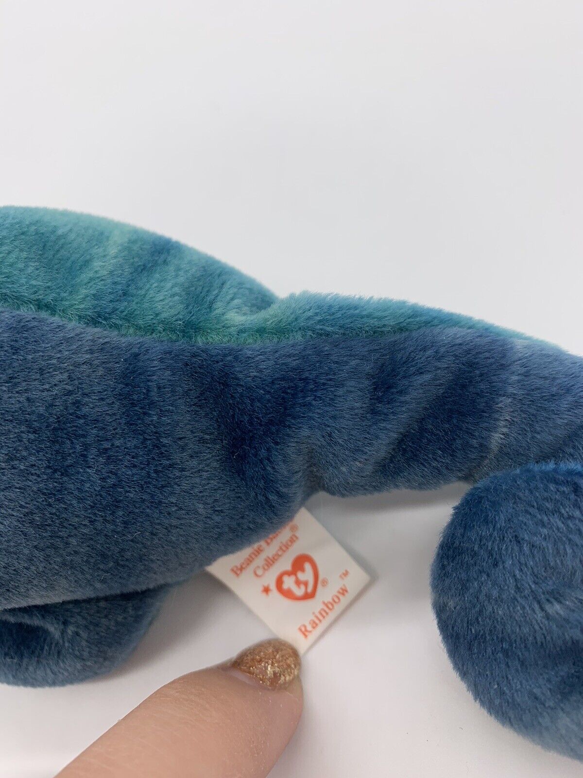 TY Beanie Baby: RAINBOW the Chameleon (dark blue) (9 inch)