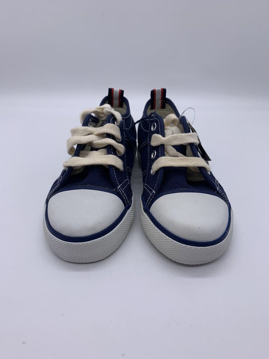 NWT Basic Editions Youth Blue/White Sneaker Size 11 - chuck style