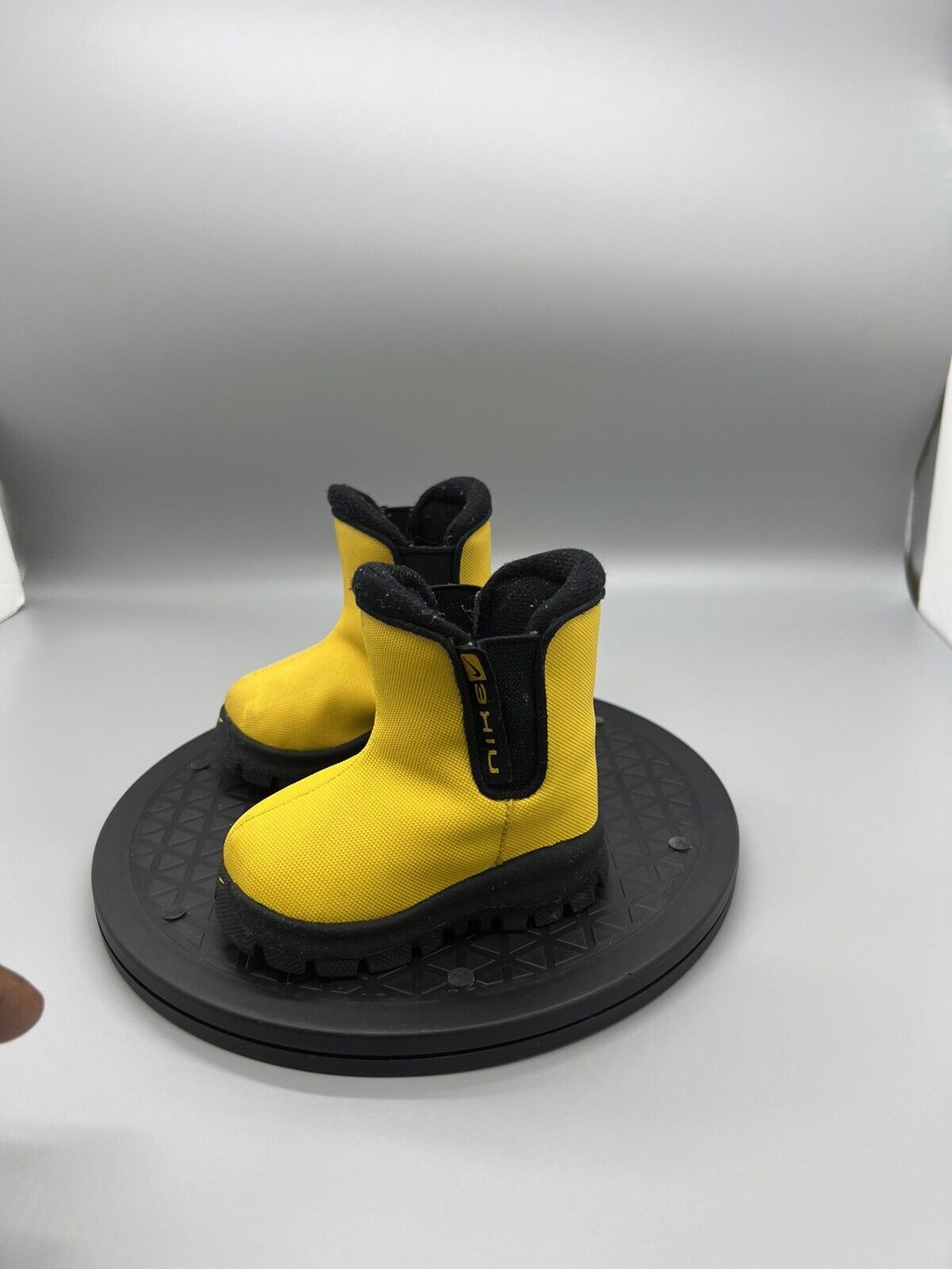 Nike Youth 3C Boots Rain Snow Black & Yellow