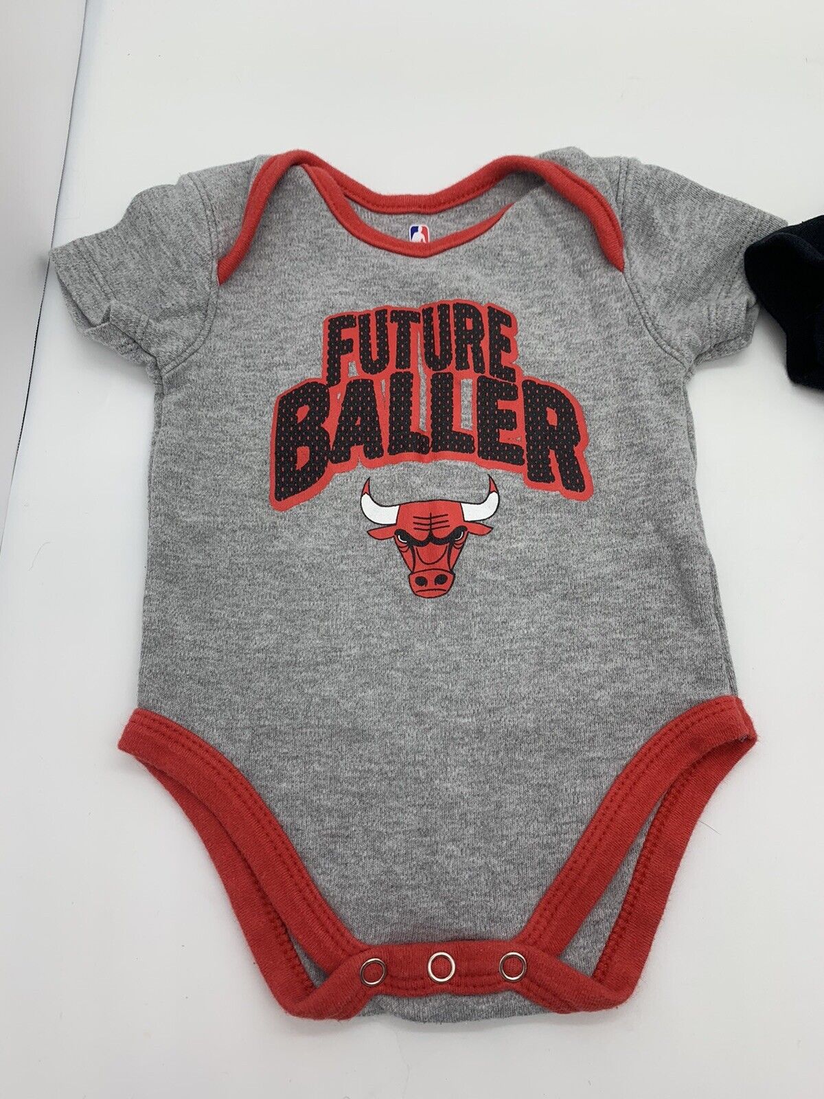 NBA Chicago Bulls Future Baller Unisex Casual Body Suit Set Onesies - (0-3m)