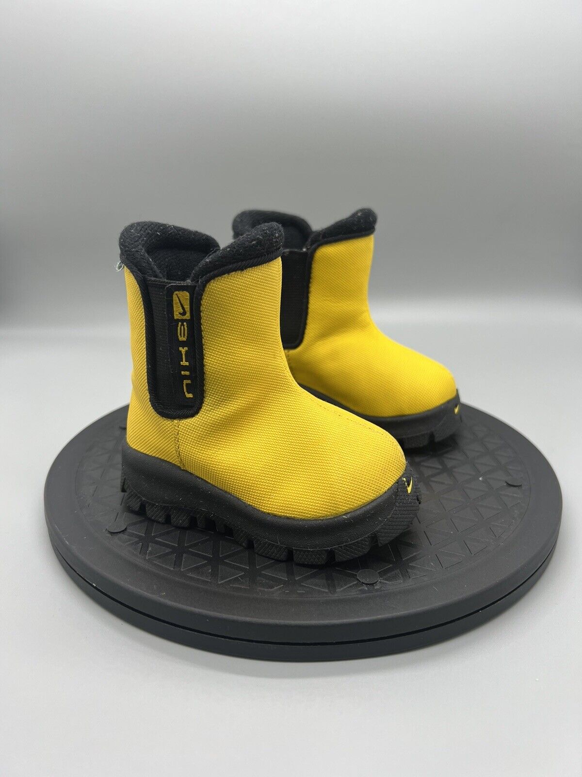 Nike Youth 3C Boots Rain Snow Black & Yellow