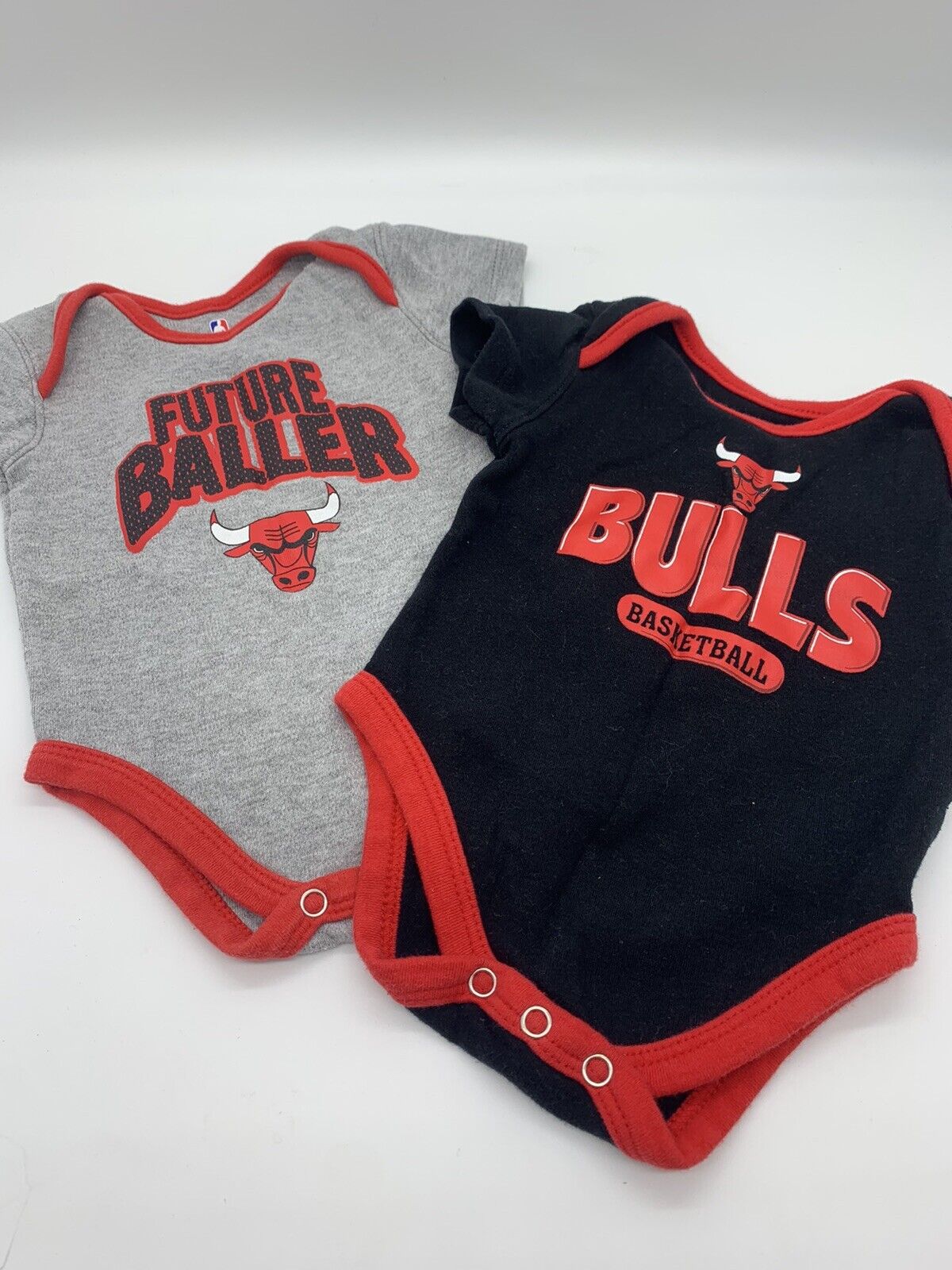 NBA Chicago Bulls Future Baller Unisex Casual Body Suit Set Onesies - (0-3m)